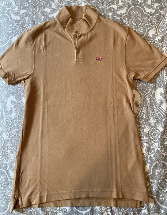 6 Polos Levi's (novos e como novos)