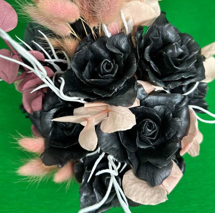 Мильний букет "Чорні троянди" - Елегантність у кожній пелюстці