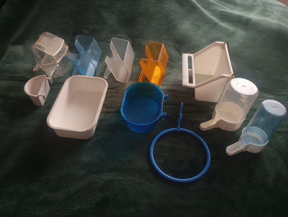 Acessórios para aves (bebedouros, comedouros e banheiras)