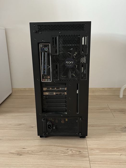 ПК Ryzen 7/ XFX Radeon RX580 / ASRock X370 Taichi / 8GB ddr4