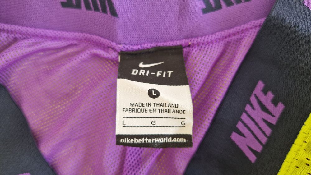 Calções Nike, Dri-Fit, tamanho L