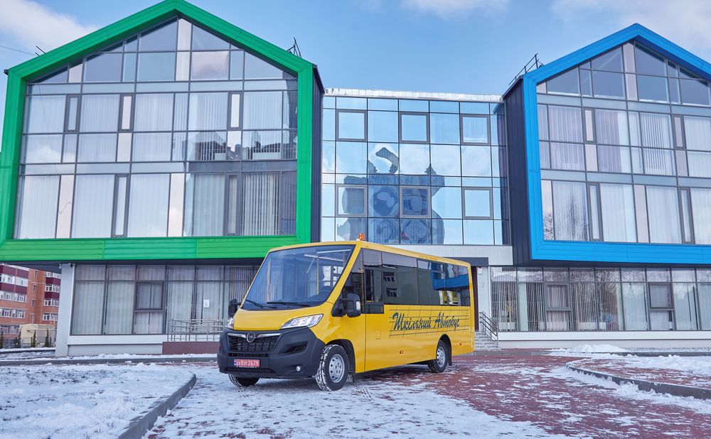 Шкільний автобус