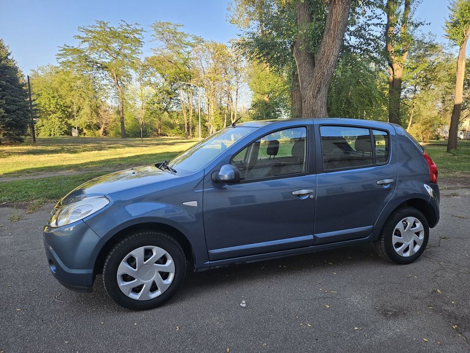 Продам Dacia Sandero Laureat 91т.км