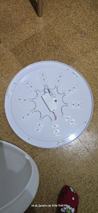 Candeeiro LED de tecto