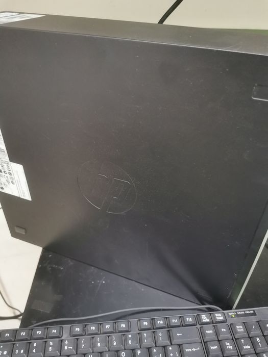 Computador torre HP i5