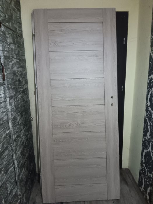 Sprzedam drzwi 80 bez ościeżnicy