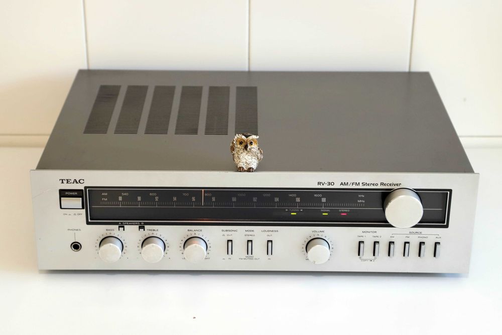 TEAC RV-30 Receiver 30 watts rms