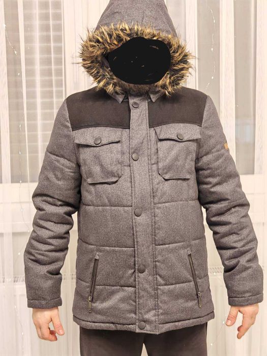 Продам мужскую куртку C&A