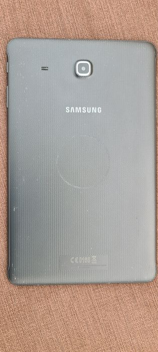 Tablet Samsung T560