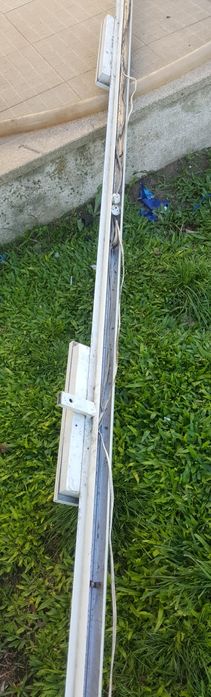 Estrutura exterior para luz de esplanada