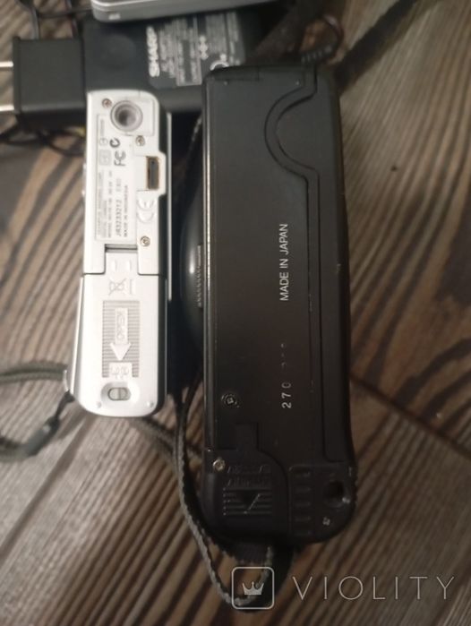 Відеокамери фотоапарат все одним лотом