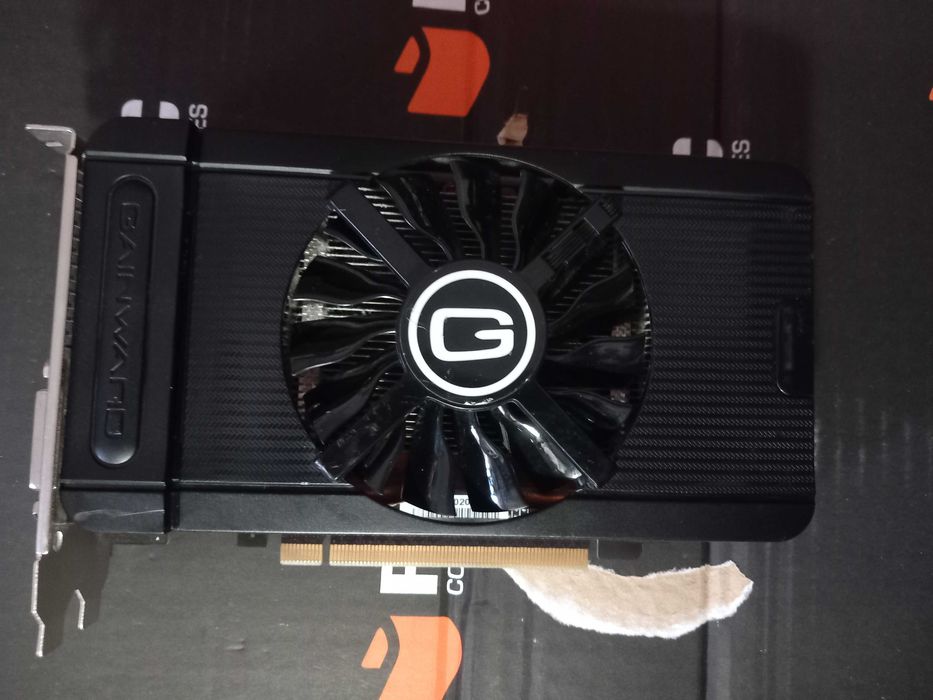 Placa gráfica Gainward GeForce GTX 660 Avariada64309721522819120
