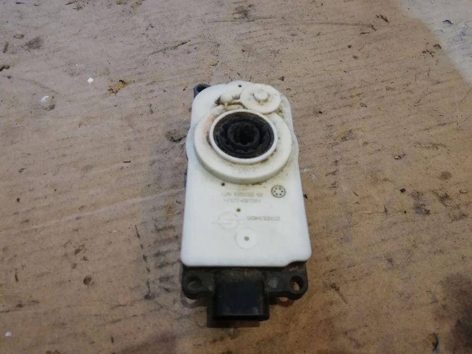 SILNICZEK NAPĘD ŻALUZJI ROLETY BMW 3 G20 G21 G22 G26 172047-10