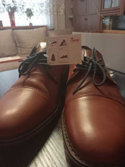 Шкіряні чоловічі туфлі, нові