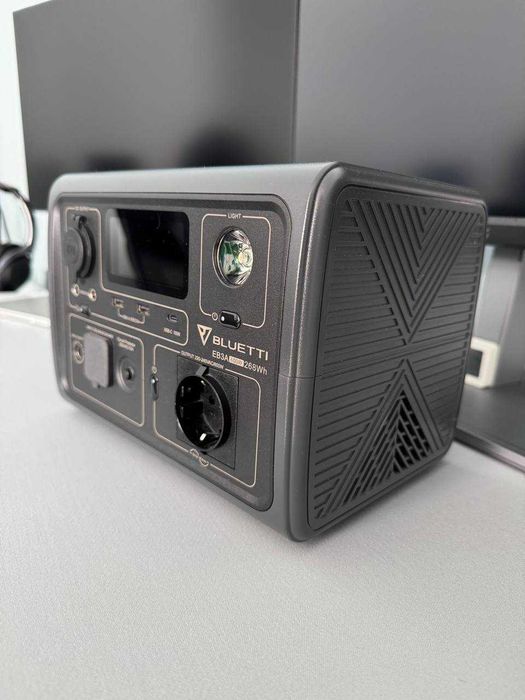 Зарядна станція Bluetti EB3A / 600 Вт / 268 Вт⋅год / LiFePO4
