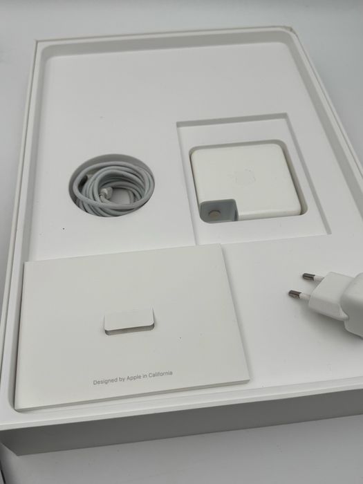 Продам MacBook Pro 15” (2017)