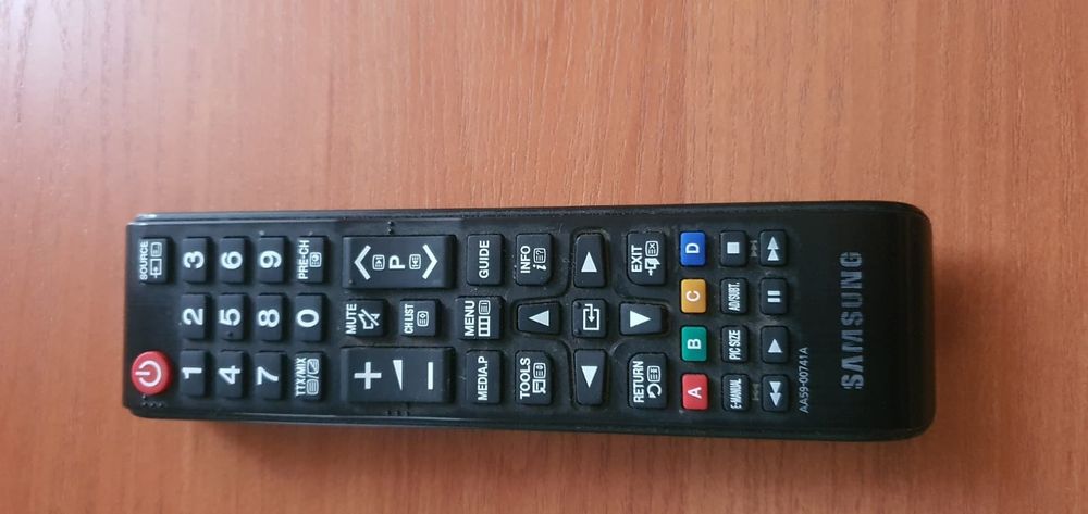 Telewizor LED Samsung UE32J5000 32 cale