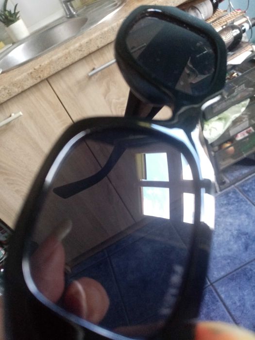 Okulary przeciwsłoneczne *prada *