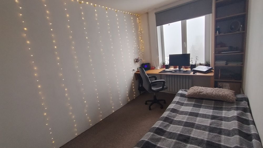 Продам приватизовану 2х кімнатну  квартиру