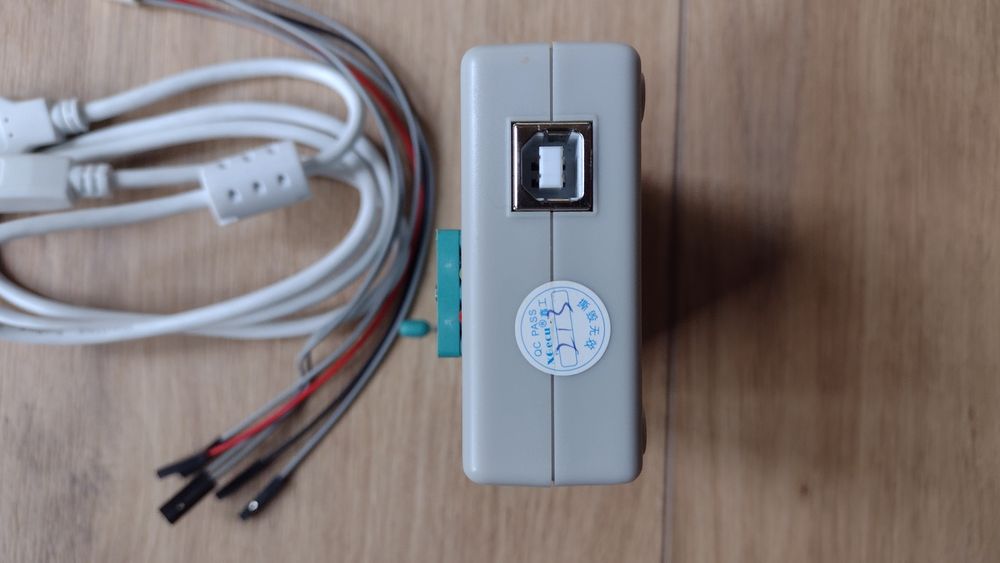 Programmer Xgecu TL866II Plus Програматор