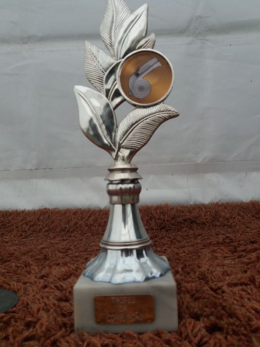 Troféus/ taças reais