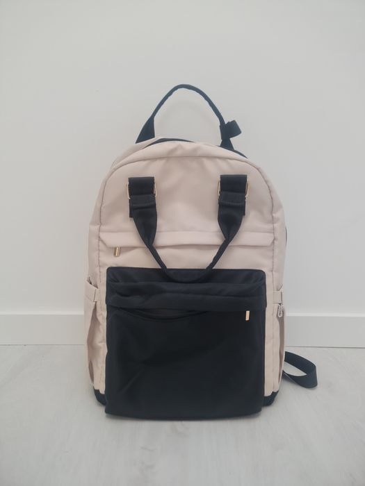 Mochila Branca e Preta para PC