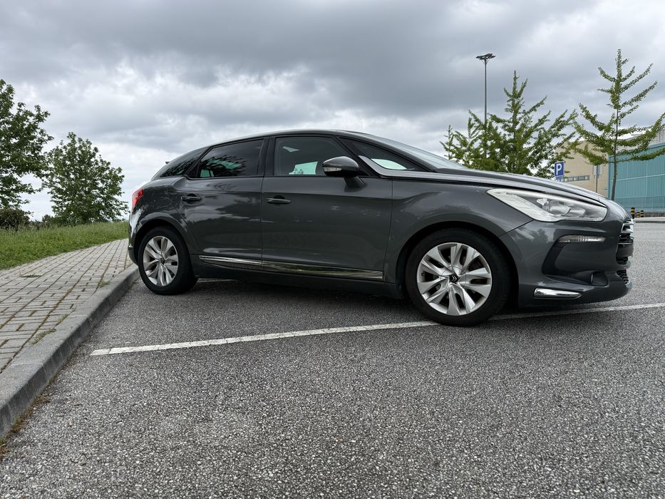 CITROËN DS5 1.6 e-HDi 115 EGS6 SoChic