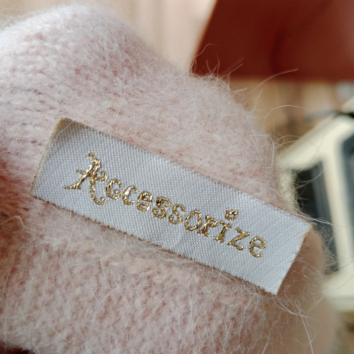 Beret z daszkiem i antenka