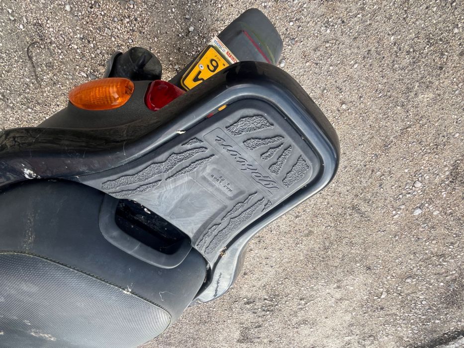 Scooter Gilera Typhoon 50 cc - Antracite - Para peças