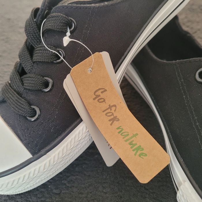 Trampki 38 czarne nowe