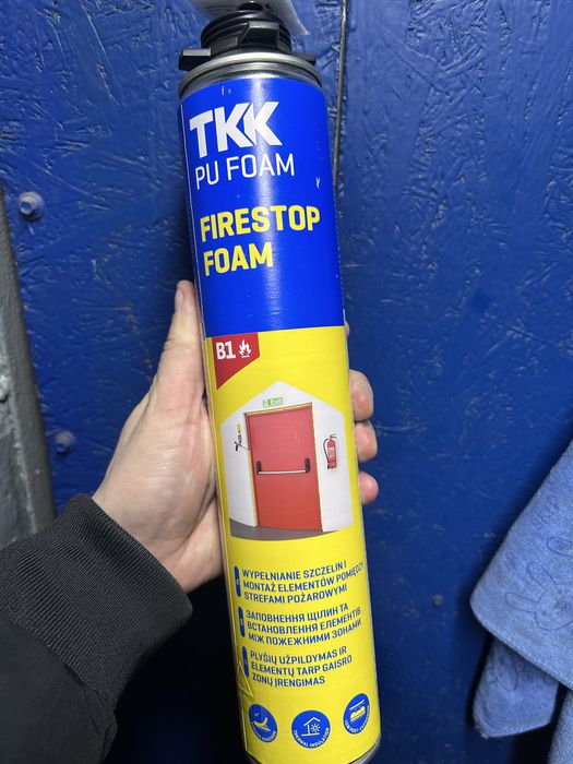 Монтажна піна нова