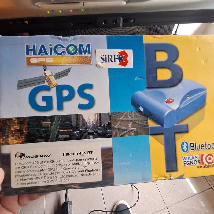 Antena GPS com ligação Bluetooth e USB