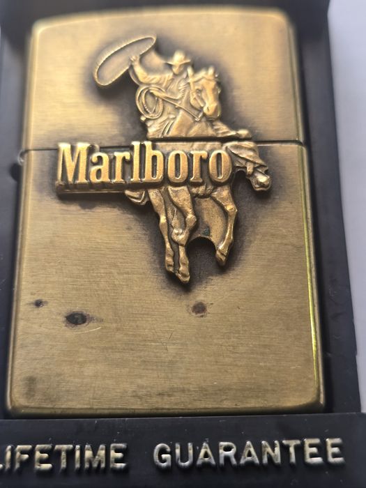 Isqueiro zippo Marlboro