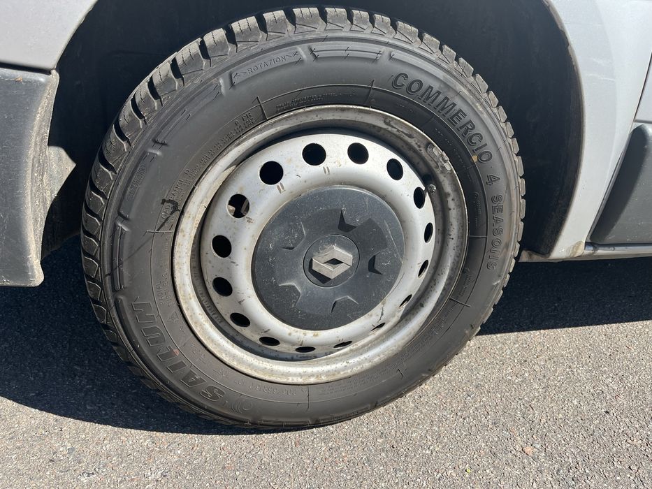 Renault Trafic 2.5 (2010”), 9000$