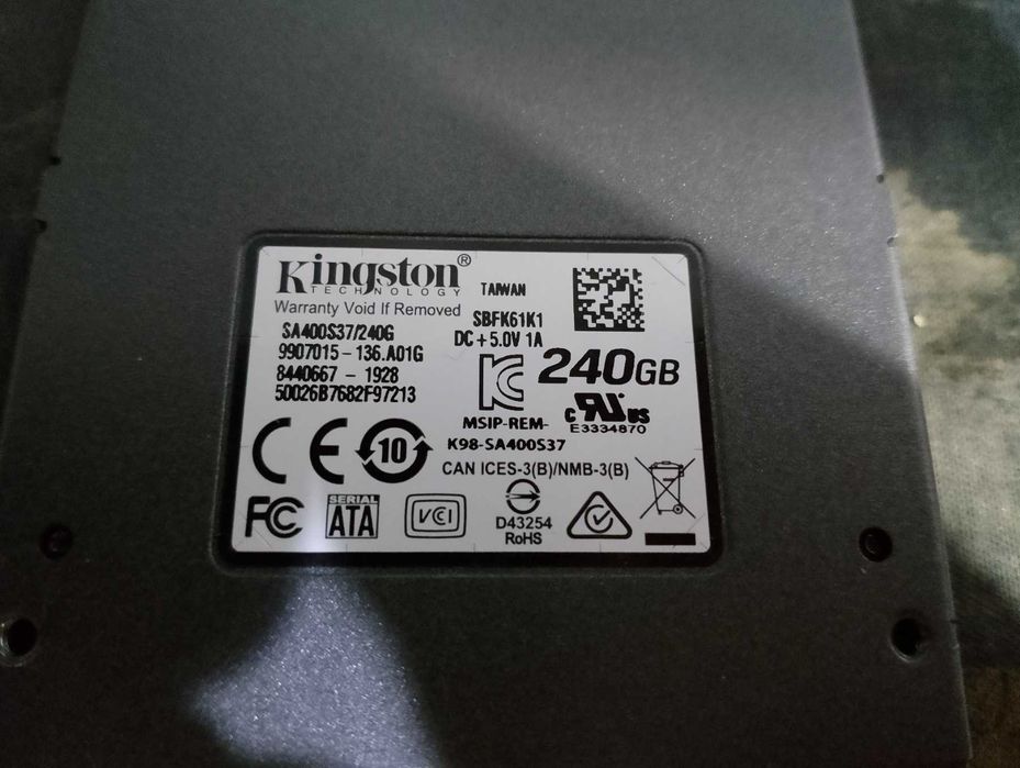 ssd kingstton 240гб состояние отличное! 98% (олх доставка или при встрече)