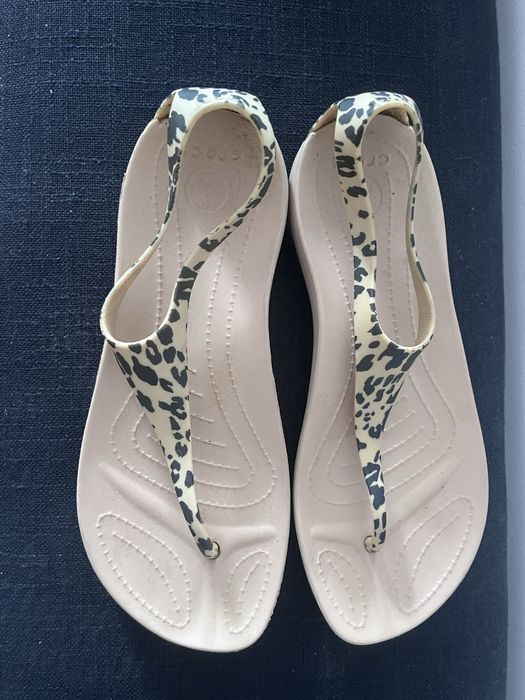 Crocs sexi flip panterka W7
