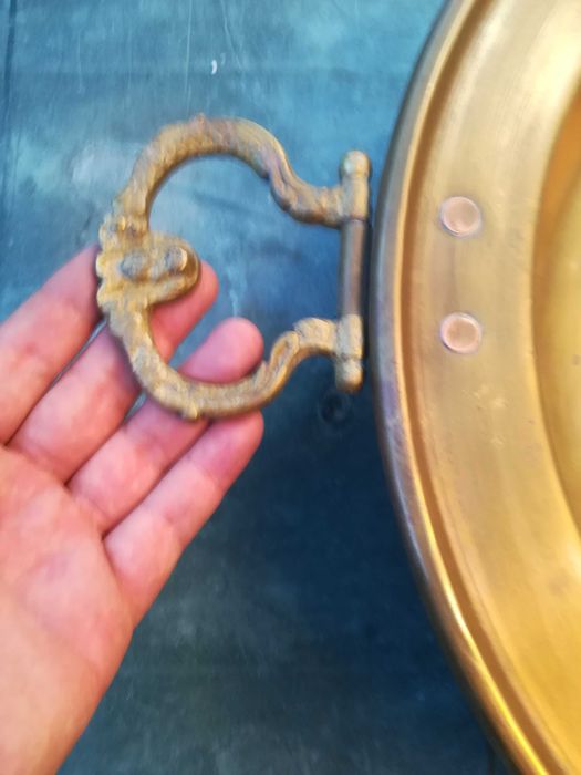 Vendo 2 Peças de latão