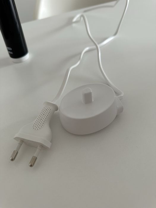 Szczoteczka elektryczna Oral-B Pro Series 1