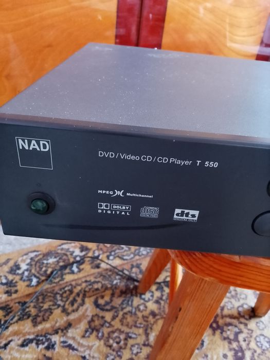 NAD T550 odtwatzacz CD VCD DVD player
