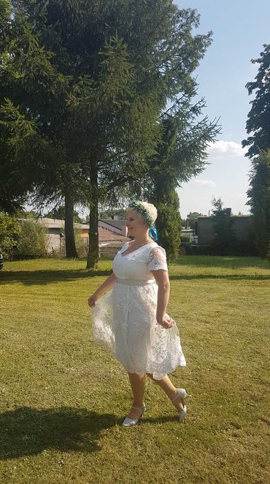 Sukienka ślubna biała, szyta na miarę