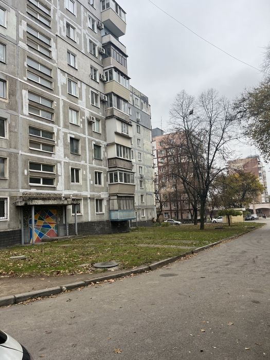 Продаж 2 кімнатноі квартири 3/9 вул.Історична