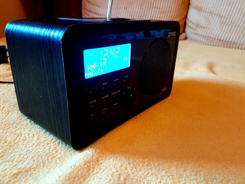 Raiobudzik Gear4 KRG _D50 USB,  bluetooth,  mp3 , Navon