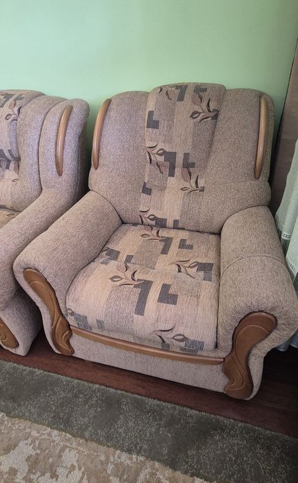 Narożnik ze schowkiem i funkcją spania plus fotel