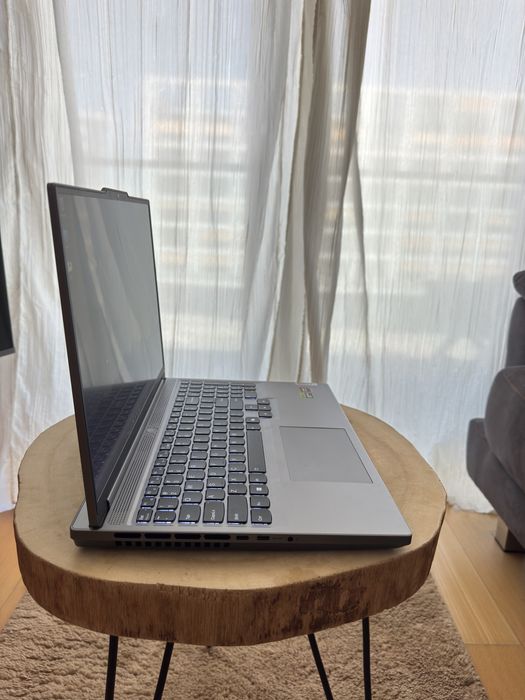 Lenovo Legion Slim 5 - RTX4070 - Ryzen 7 8845HS - 32GB RAM