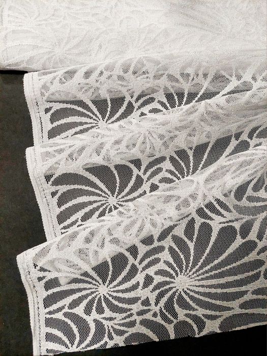 Відріз тюлі 5,20 м х 55 см нова