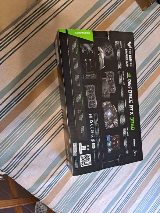 Placa gráfica ASUS TUF RTX 3060 12 GB OC em excelente estado