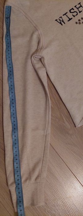 Krótka, cienka bluza