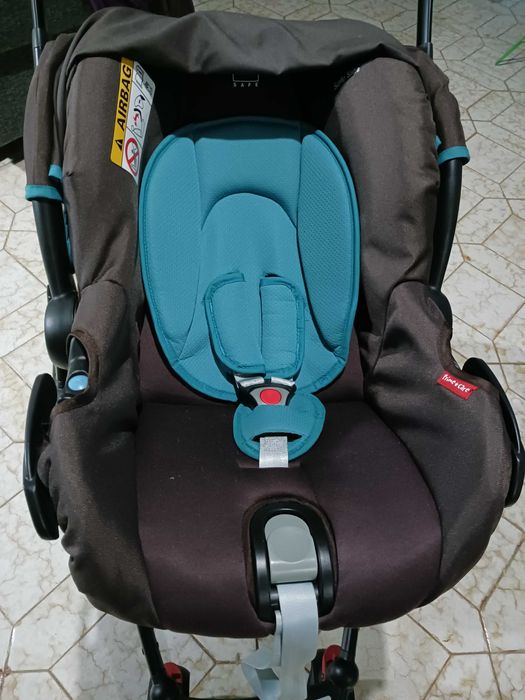 Carrinho de bebé em muito bom estado Zippy