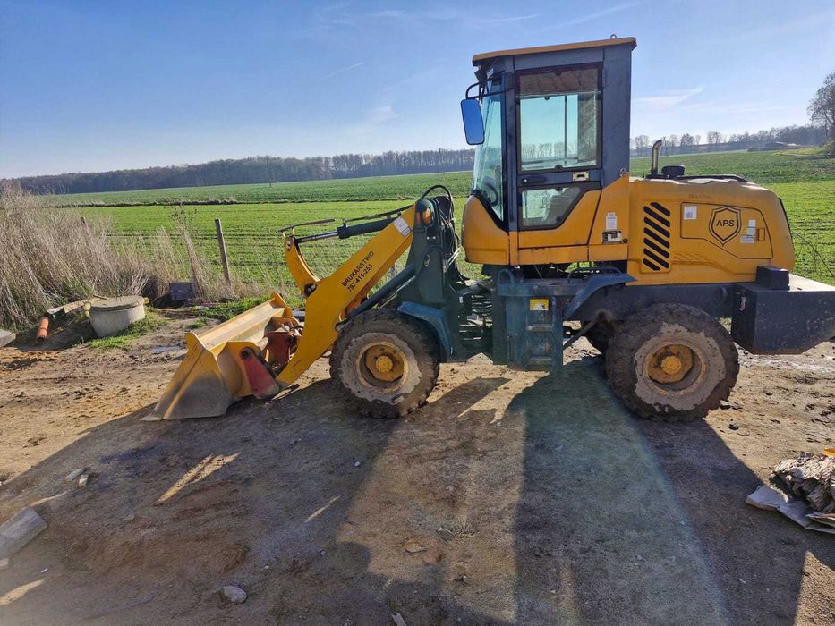 Sprzedam ładowarkę