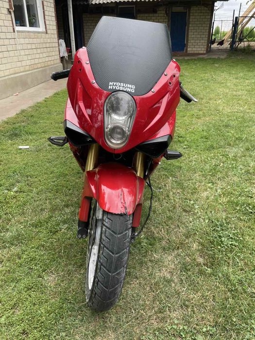 Продам Hyosung gt250r